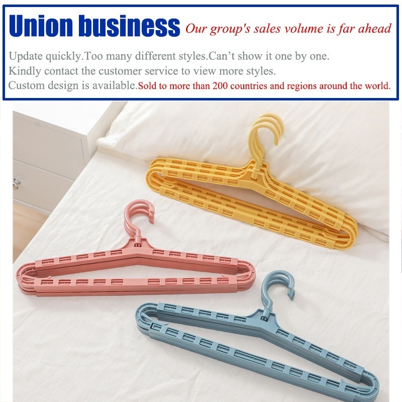 Plastic Cloth Wall Hanger Folding Clothes Retractable Hangers for Clothes Space Saving Clothes Hangers Organizer for Home Use