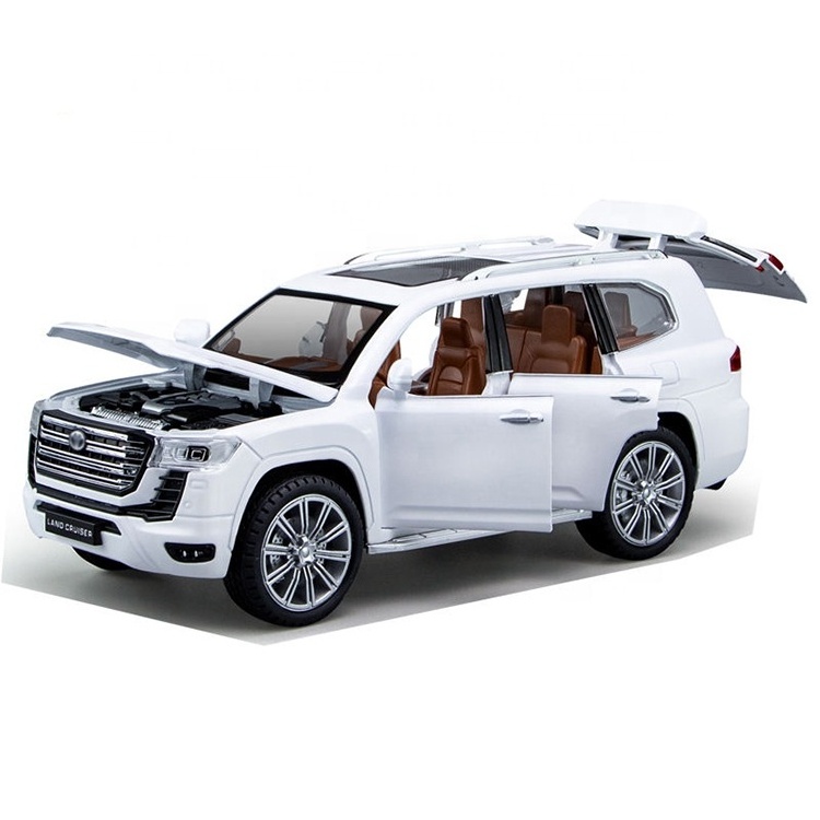 2023 Shantou Cheap Wholesale Diecast Vehicle Toys 1/24 Simulation Land Cruiser LC300 Pull Back Model Car