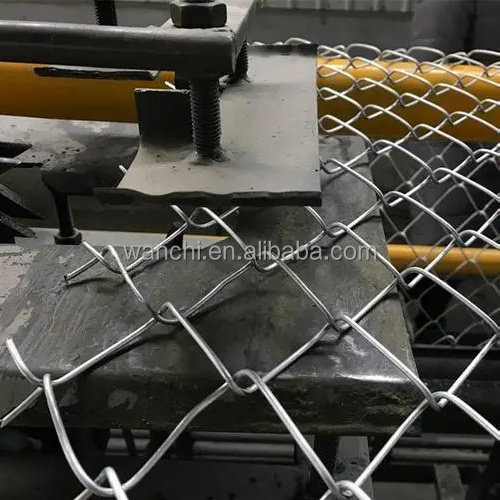 Wholesale customized chain link fence roll 50ft/pvc chain link fence for kenya