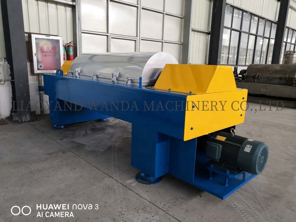 China Decanter Centrifuge Continuous Flow Horizontal Decanter Centrifuge for Sludge Dewatering