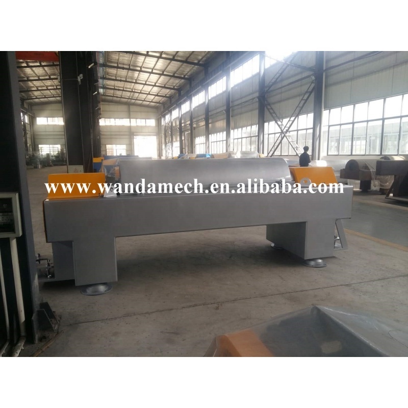 Drilling waste oil - based water - based mud high speed horizontal spiral decanter centrifuge