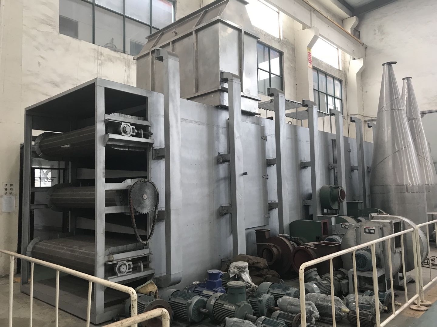 Industrial Continuous Tunnel Dryig Oven Belt Dryer Charcoal Briquette/Wood Drying Machine