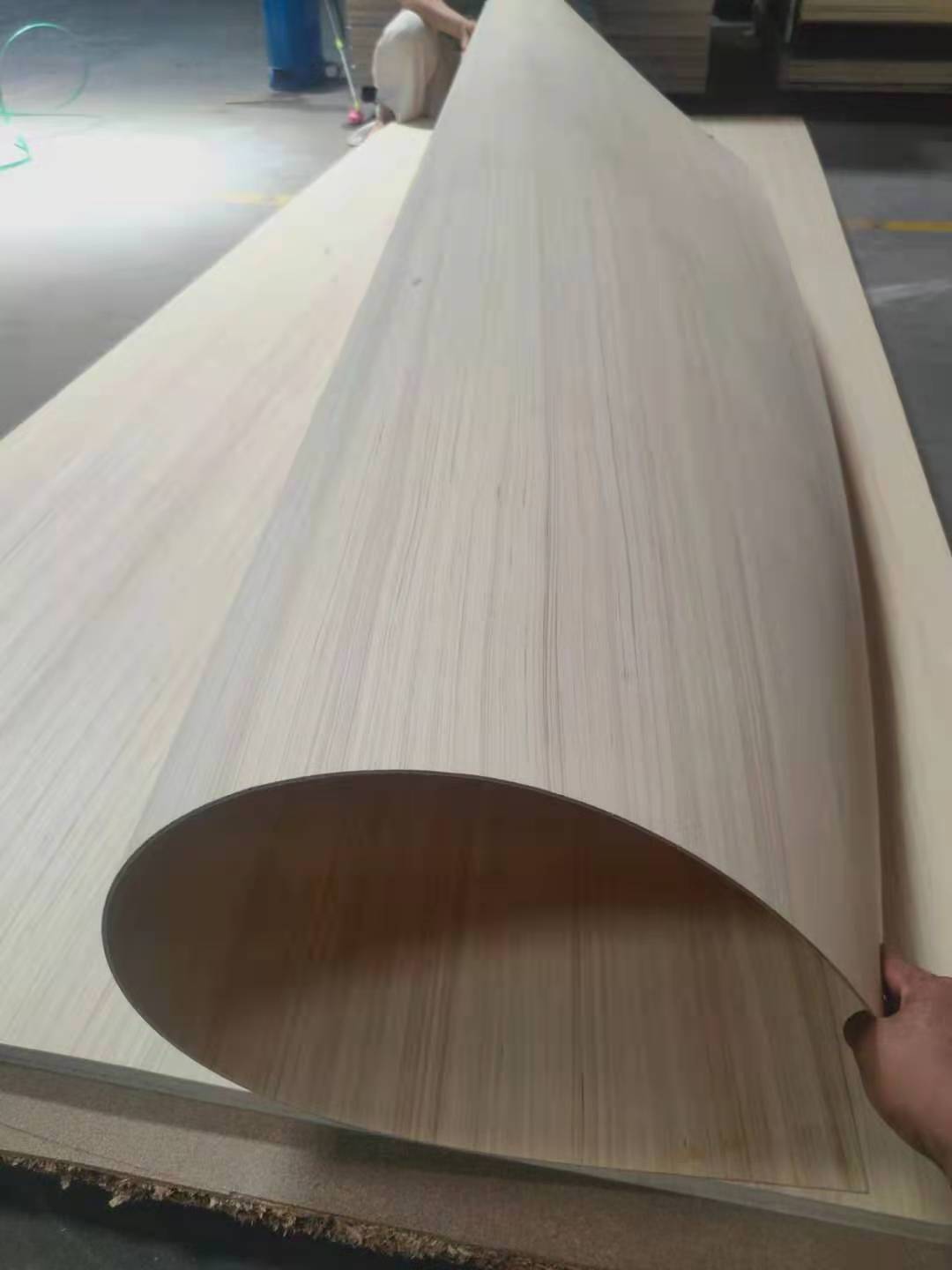 4mm  poplar wood  flexible bent  bendable plywood sheet for furniture