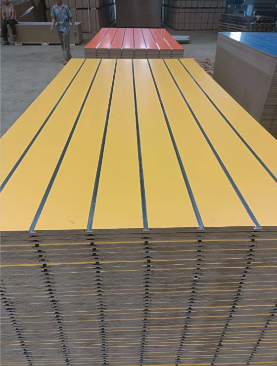 15mm/18mm  fibreboard wall retail display mdf board slatwall panel/ slotted mdf board for display racks