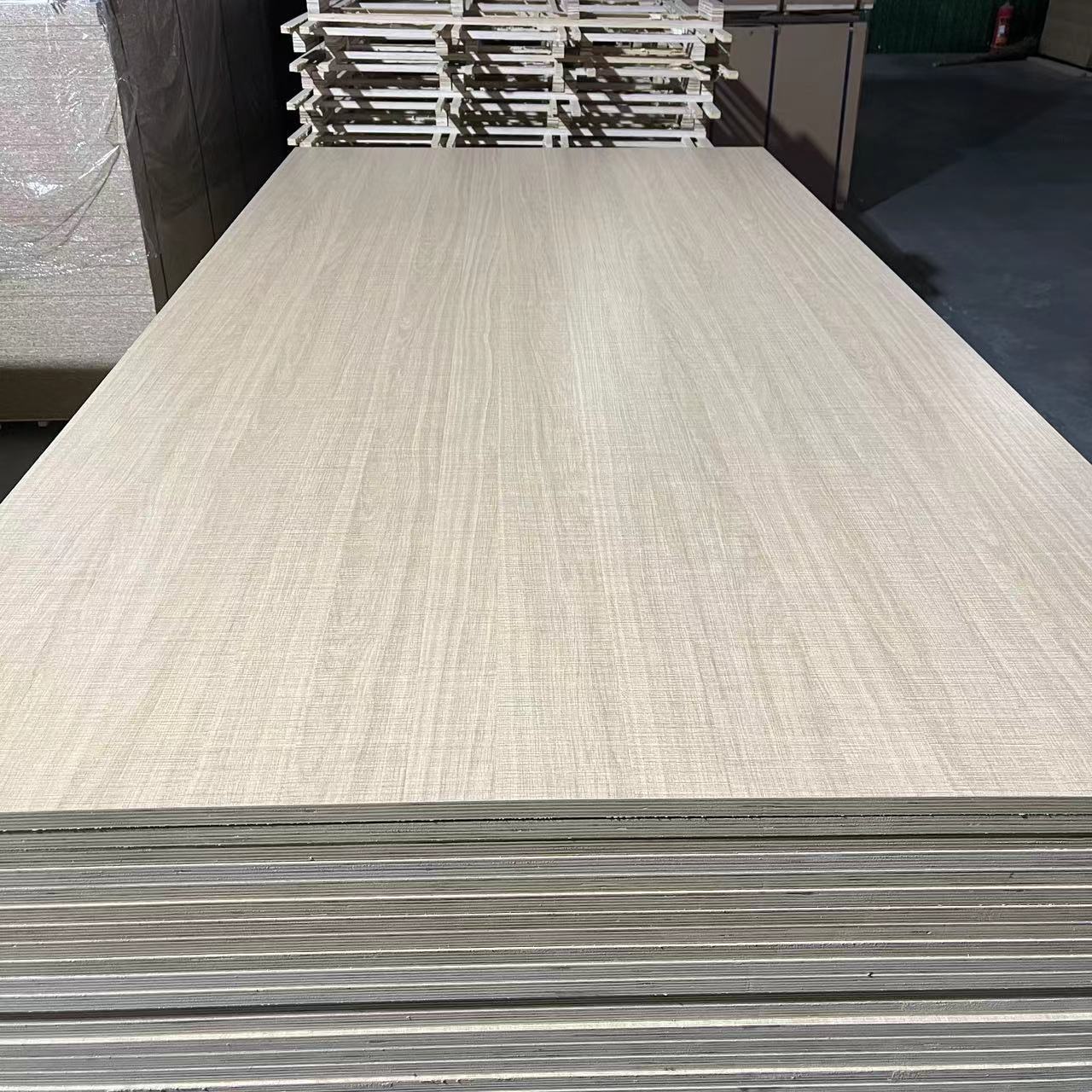 9mm 12mm 15mm 18mm white wood color Melamine Laminated Plywood