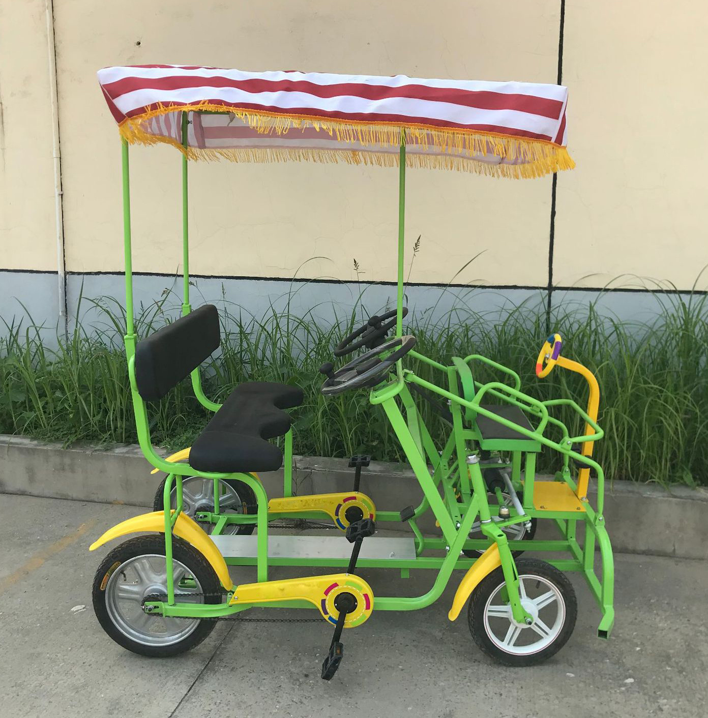 Four Wheel sightseeing tandem bicycle tourist and recreational vehicles adult 2 4 6 8 person tandem bike