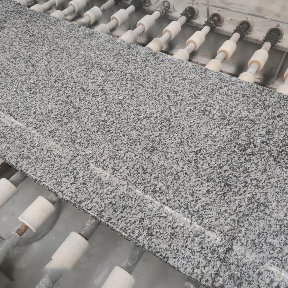 WFCM 2020 USA Most Hot Selling White Chinese Granite Slab Tiles Price Cheap Losas De Granito