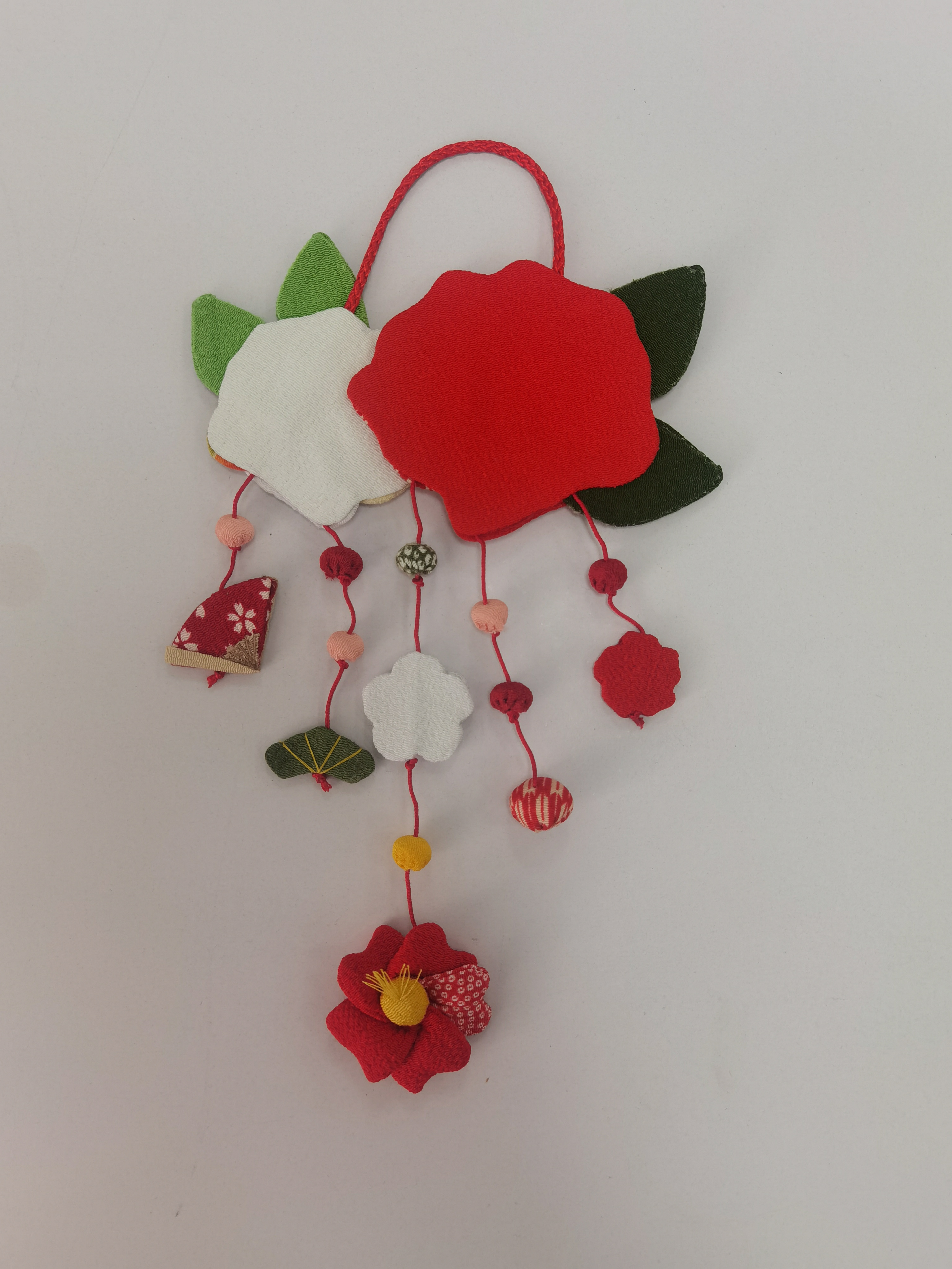 Good Quality Handmade Japanese Hanging Toys Flower Art Wall Decoration Fabric For Home Decoration