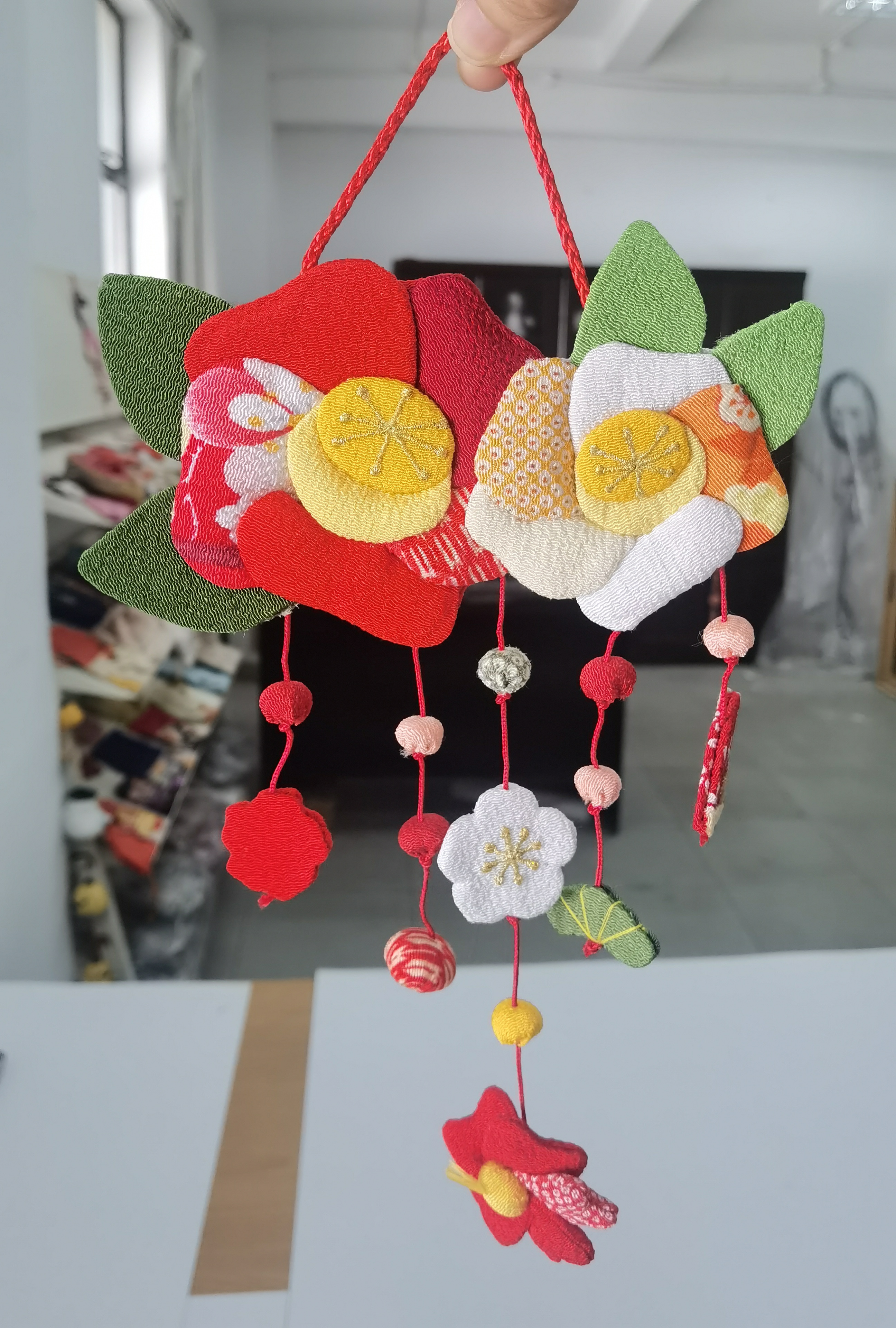 Good Quality Handmade Japanese Hanging Toys Flower Art Wall Decoration Fabric For Home Decoration