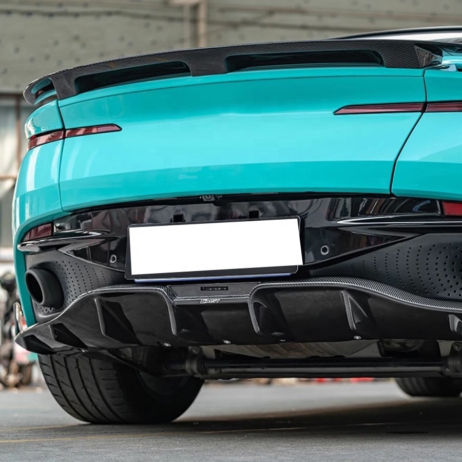 CMS Style Dry Carbon Fiber Rear Bumper Diffuser For Aston Martin DB11 Rear Lip Car Parts Body kit