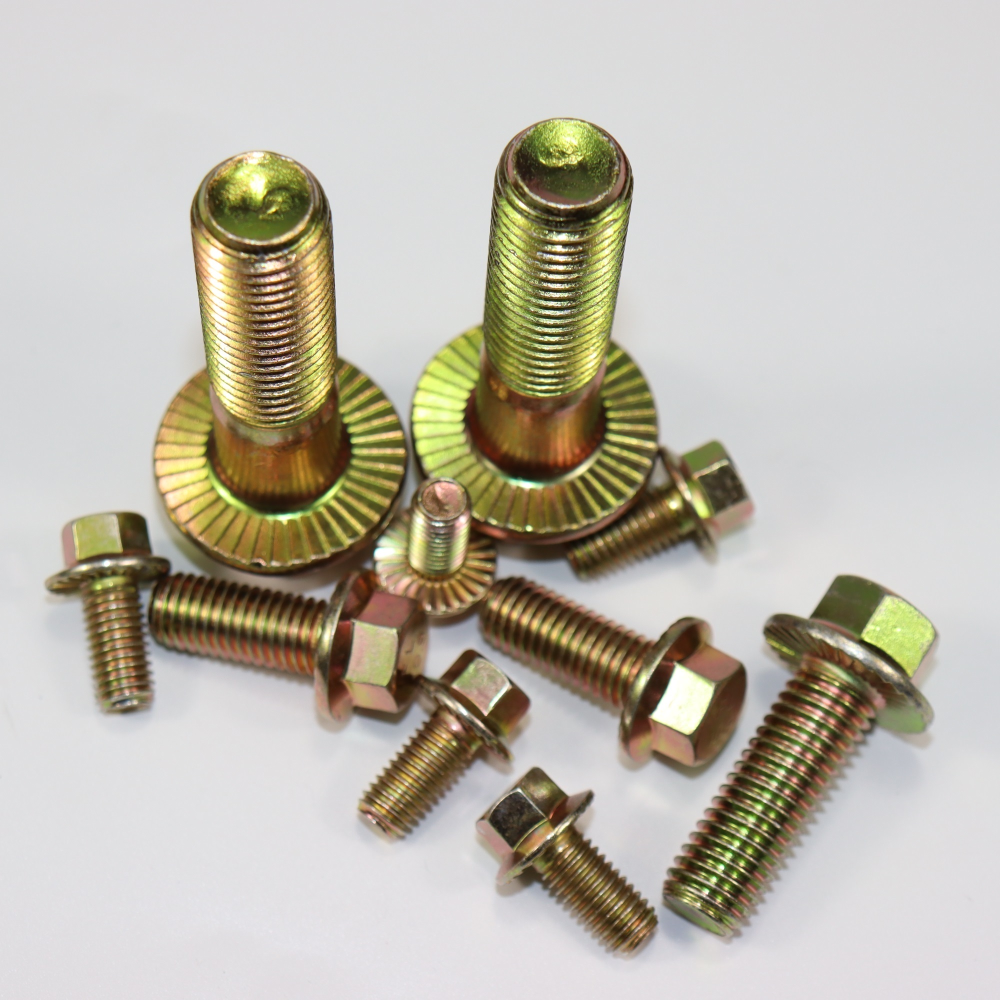 High quality WangXuan Zinc Plated fasteners m16 custom size Hex flange bolt