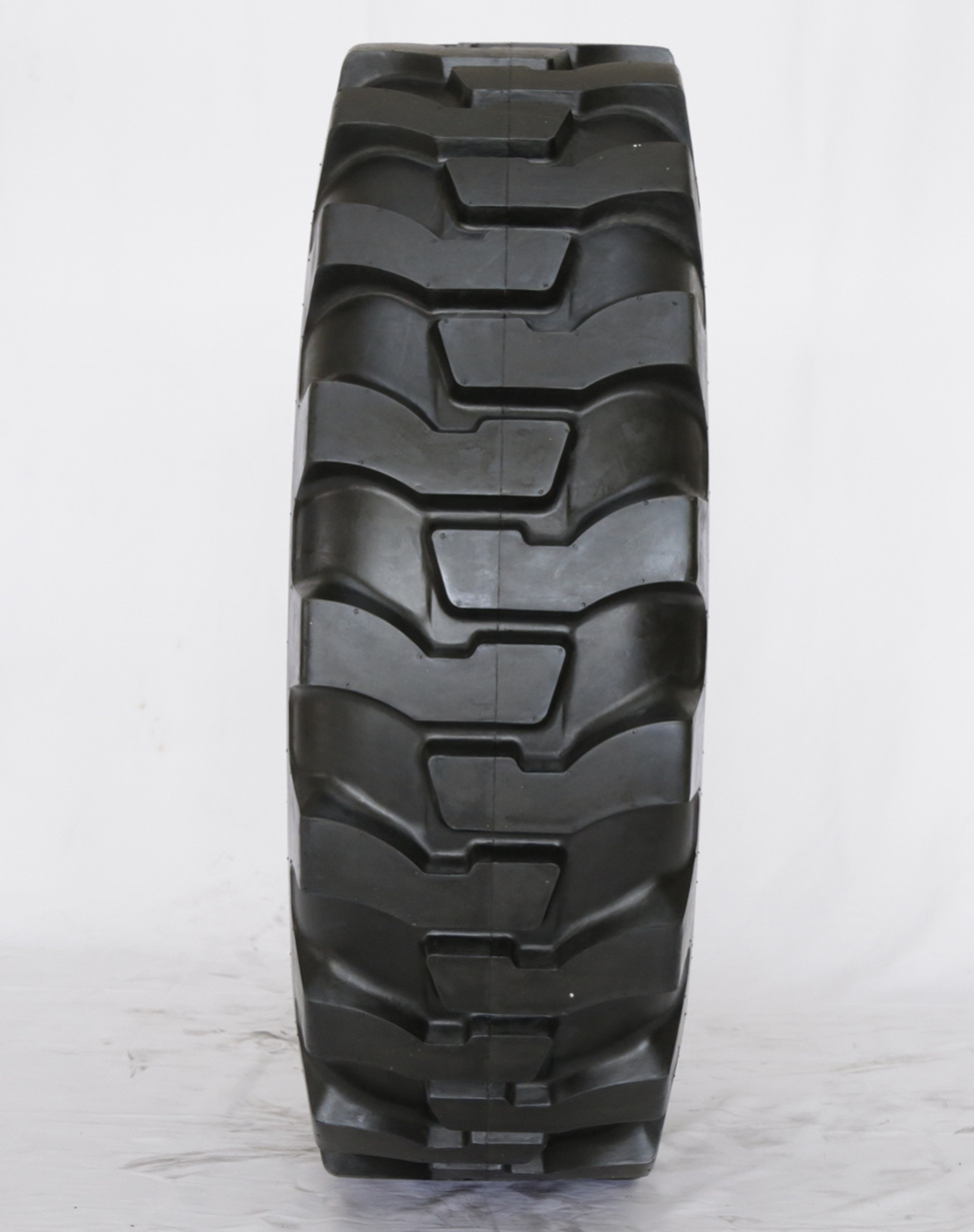 Thailand Natural Rubber Heavy Dump Trucks G2  for Grader Loader front wheels  15.5-25 17.5-25 14.00-24 13.00-24 OTR Tyres