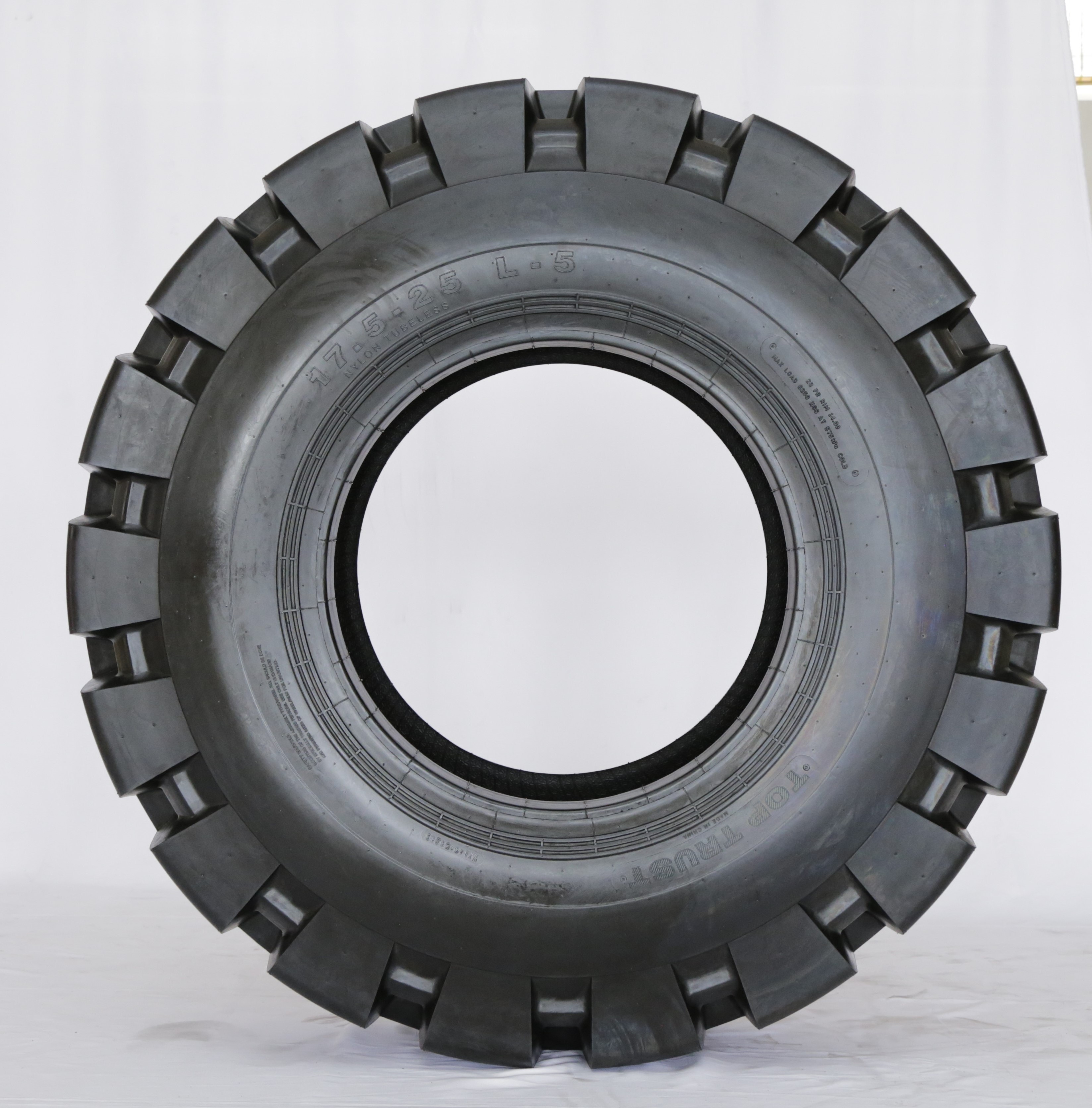 Cheap  29.5-25 26.5-25 23.5-25 20.5-25 17.5-25 OTR tire L-5pattern  used for loaders and articulated dumpers