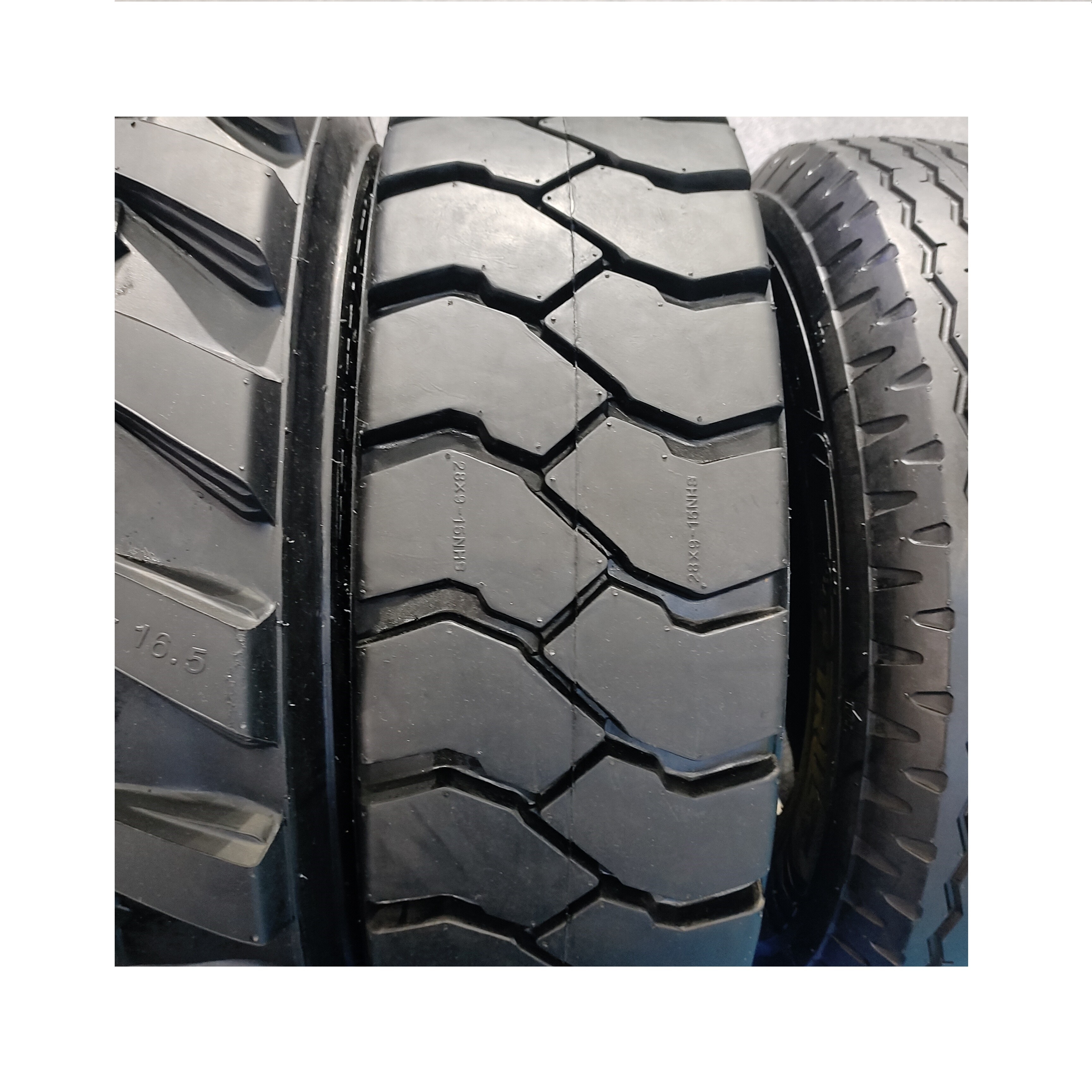 700-15 15inch NHS bias tyre Pneus Forklift Tires