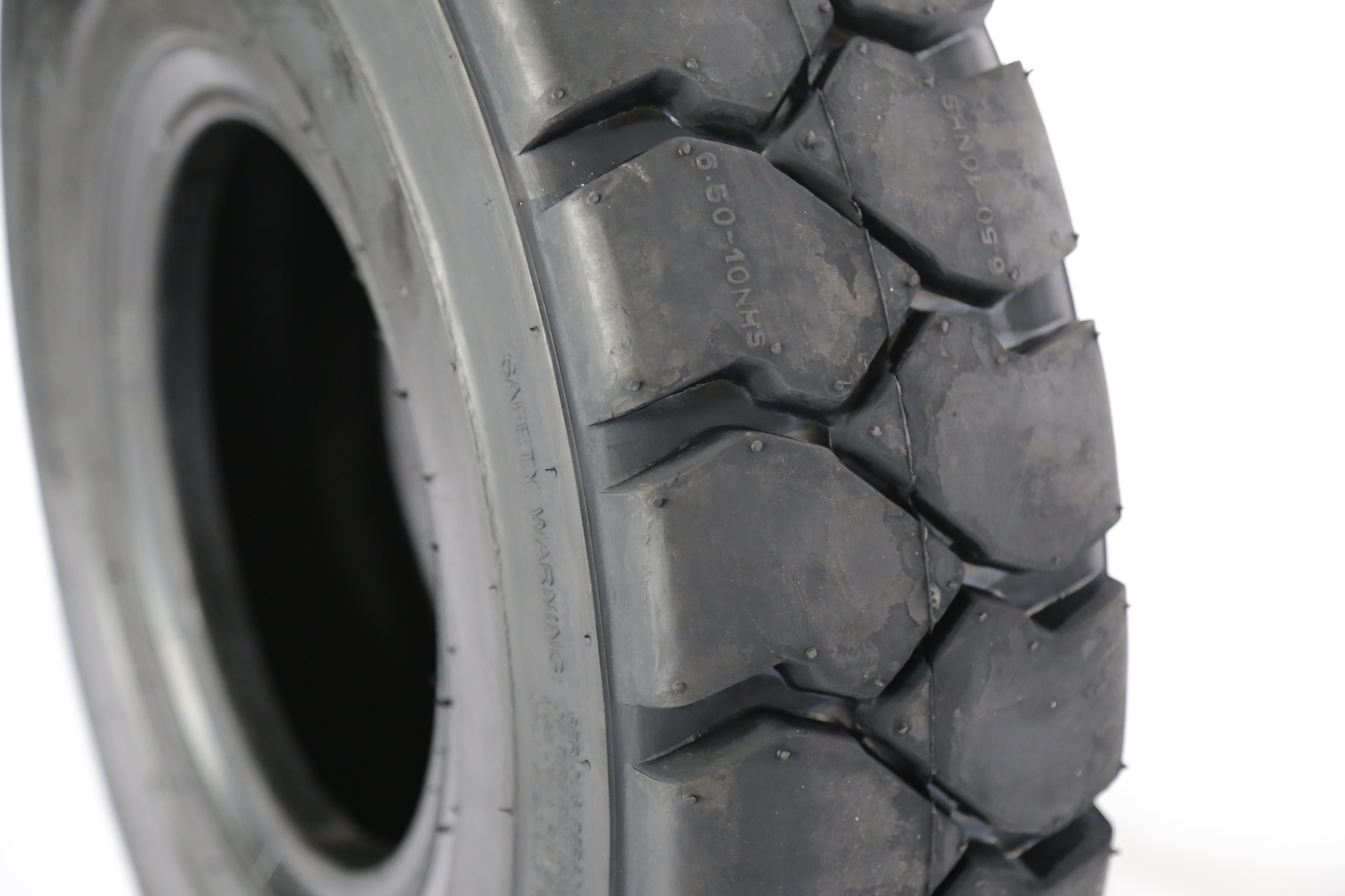 New Product Factory Supply Forklift Pneumatic Tires 600/9 8.25-15 28x9-15 6.00-9 Bias Rubber Industrial Tyre for Sale