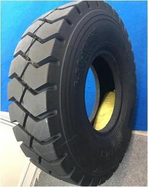 New Product Factory Supply Forklift Pneumatic Tires 600/9 8.25-15 28x9-15 6.00-9 Bias Rubber Industrial Tyre for Sale