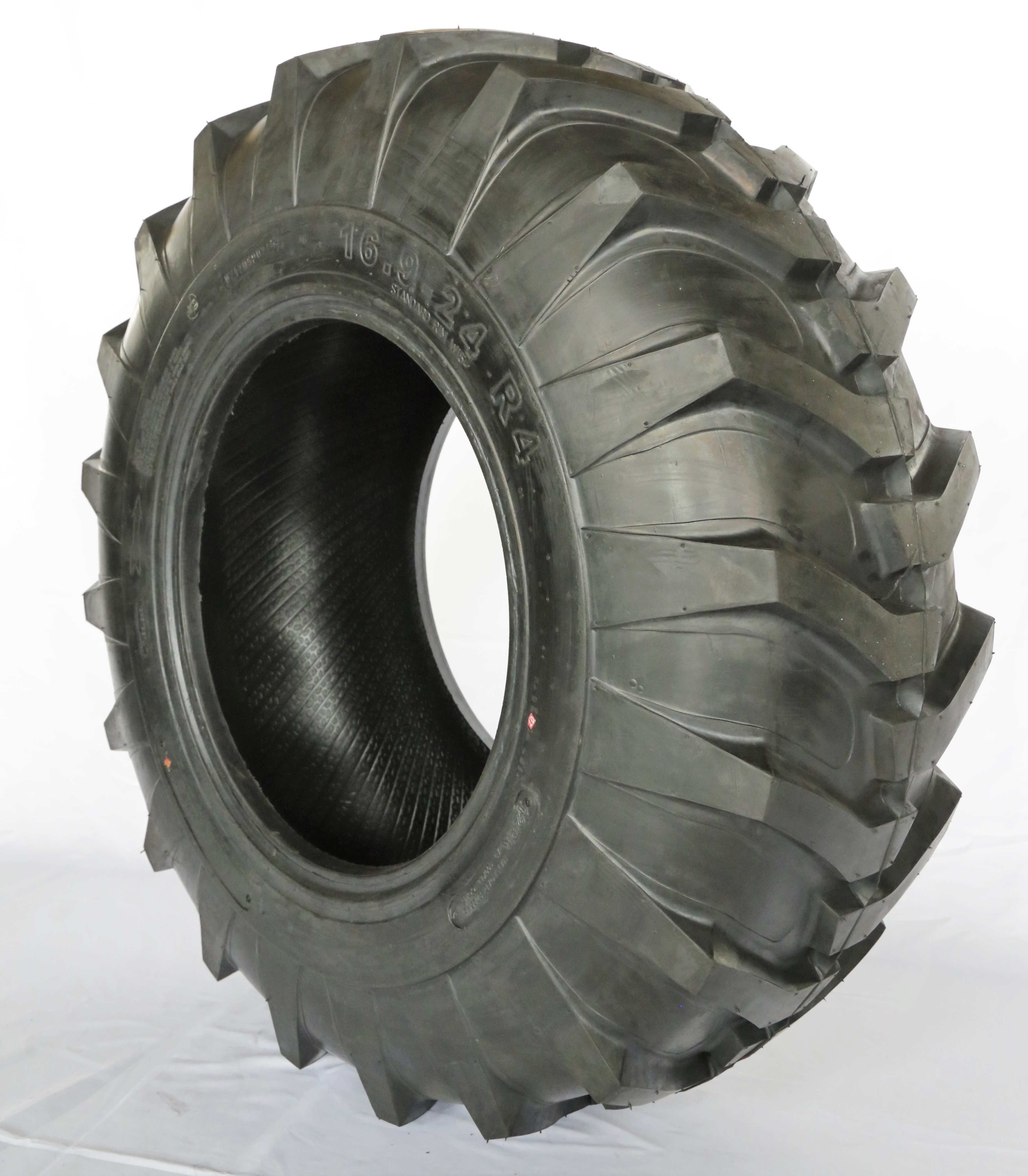 Implement tire 16.9-24 16.9-28  R4 backhoe industrial loader Tires