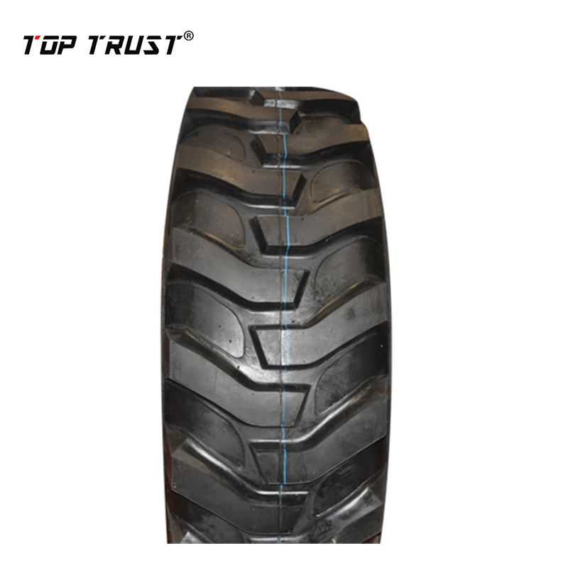 R4 Pattern Industrial Pneumatic Tire 16.9-28