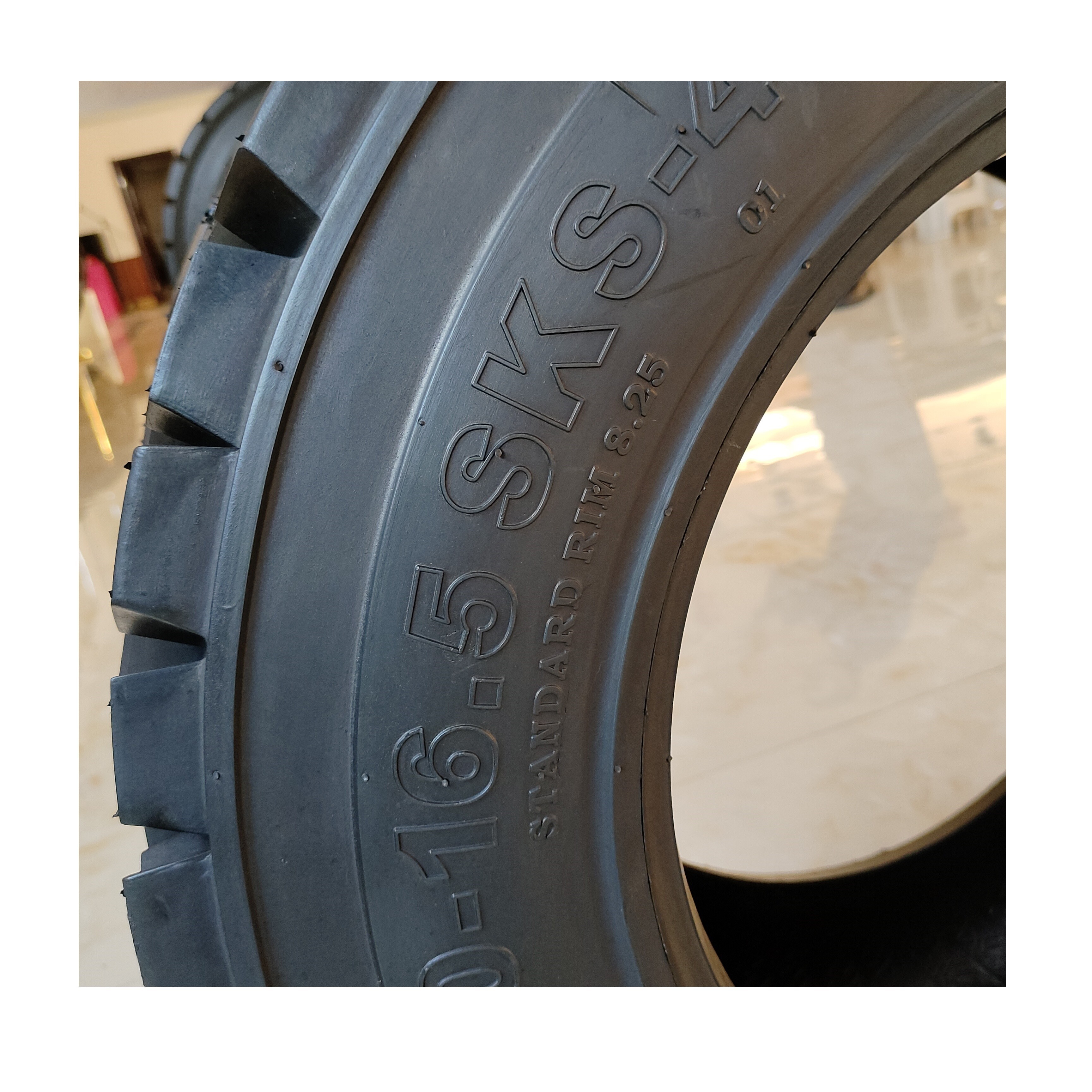 Pneus Industrial bobcat Loader tire 12 16.5 10 16.5 for skid steer