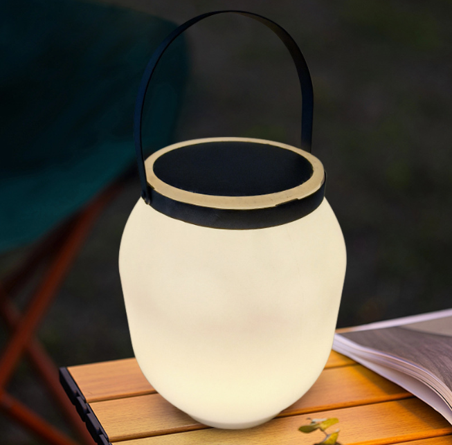 NEW PRODUCTS PE plastic LED household waterproof intelligent charging solar lamp hand lamp camping table lamp