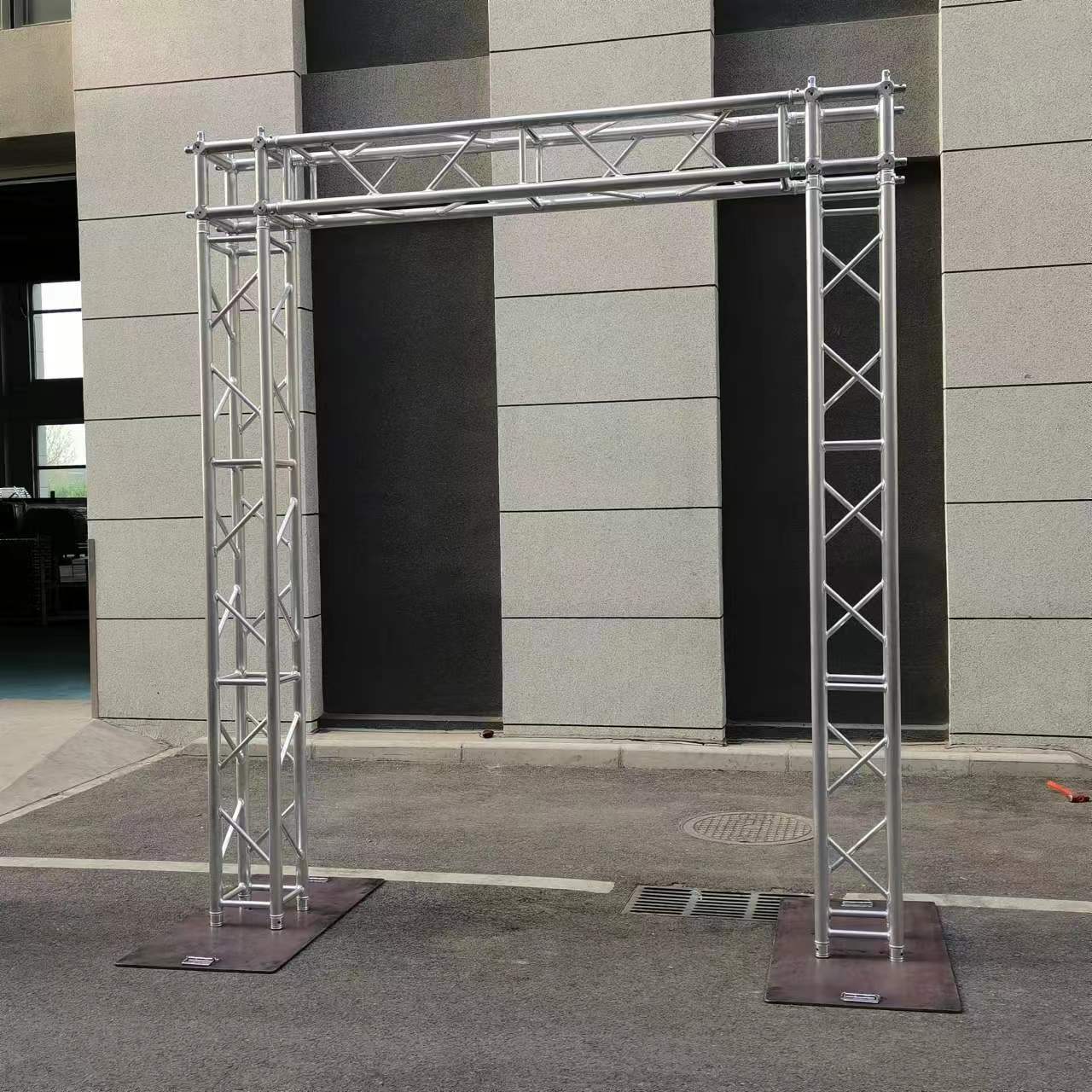 Aluminum alloy stage lighting truss, hotel restaurant flat roof performance truss, latch interface truss - 300*300mm