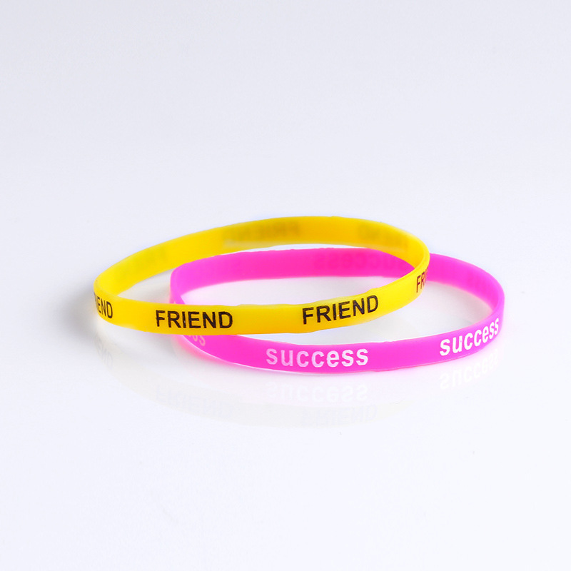 custom personalized rubber silicone sporty embossed wristband mens wrist band bracelet