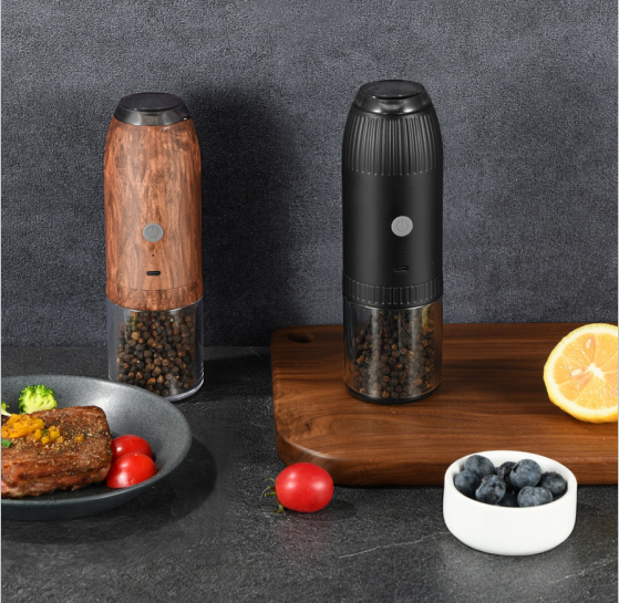 USB rechargeable Factory New Design Gravity Automatic salt pepper grinder with lighting