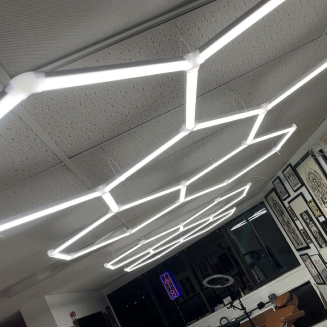 LED Hexagon Panel Ceiling/Wall Light for Studio & Workshop White Emitting AC & DC Power Supply Inspection & POSHing