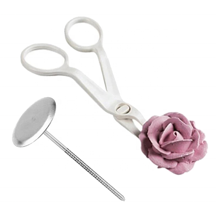 7pcs/set Stainless Steel Rose Petal Cake Piping Nozzle Flower Nail and Plastic Scissors Cake Decorating Tools Set