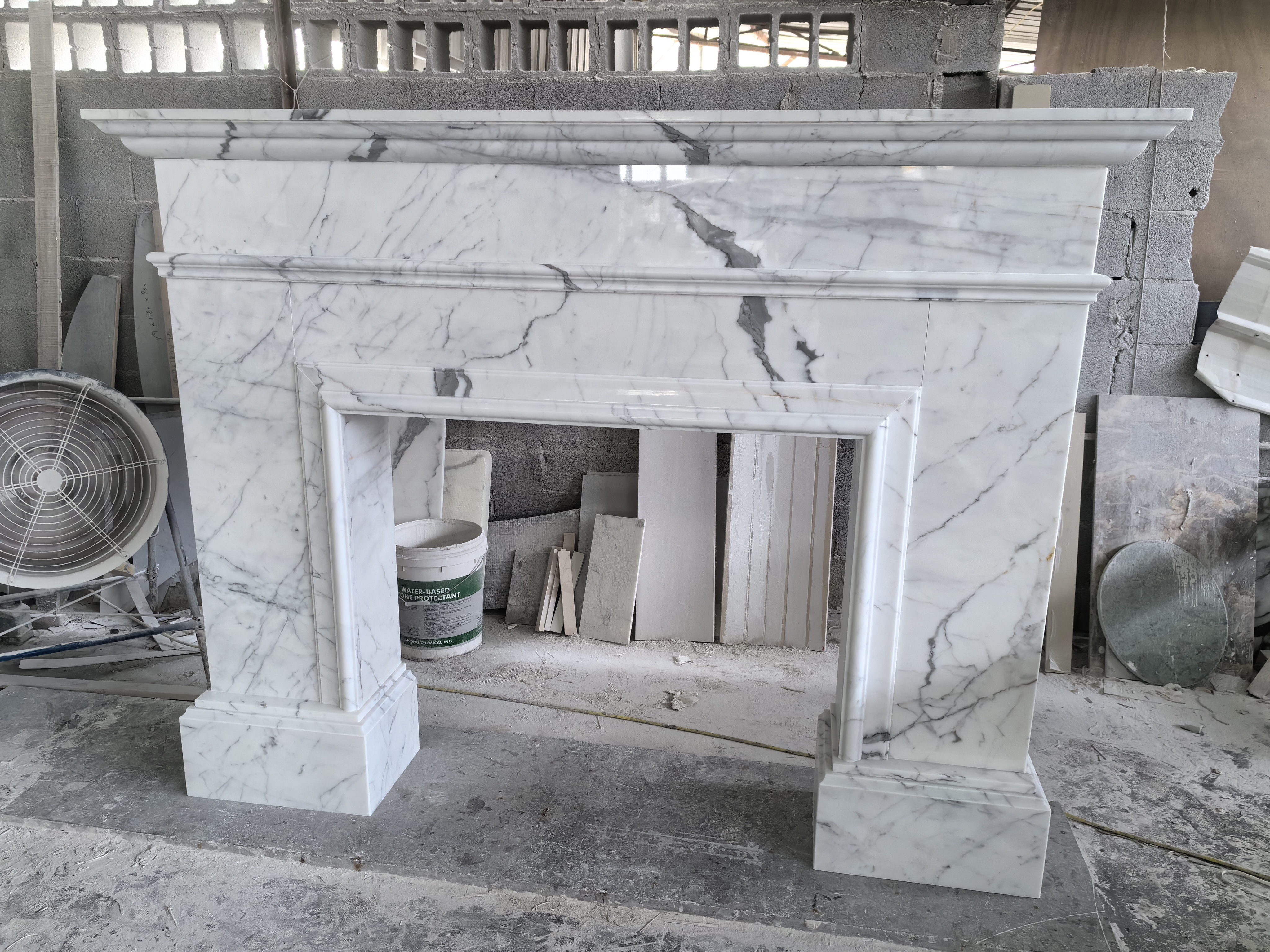 Calacatta White Marble Fireplace Mantel Decorative Home Marble Mantle Surround For Sale