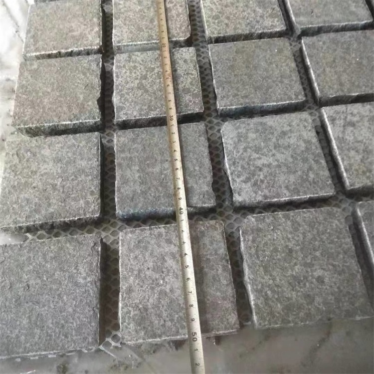 Hot selling Cheap Basalt Flame Brush tiles outdoor driveway cobblestone Black Basalt on mesh paving stone