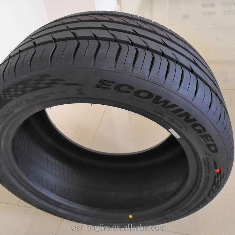 Chinese Passenger Car pcr tyre High Performance uhp tire 235 45 r18 225 40 18 landsail tyre