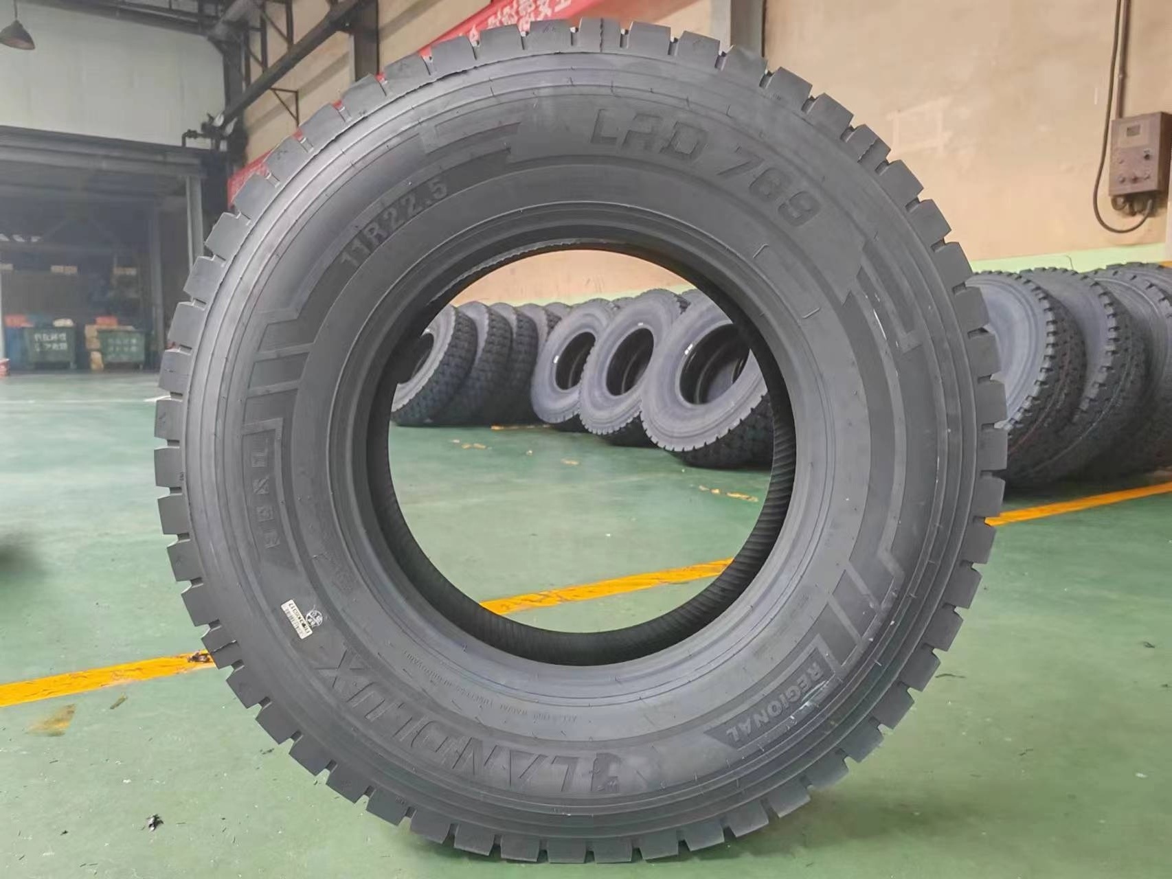 doublecoin landlux 11r22.5 Landy truck tire manufacturer Sunfull low  tire 295/75r22.5 best selling trailer 11R22.5 truck tire