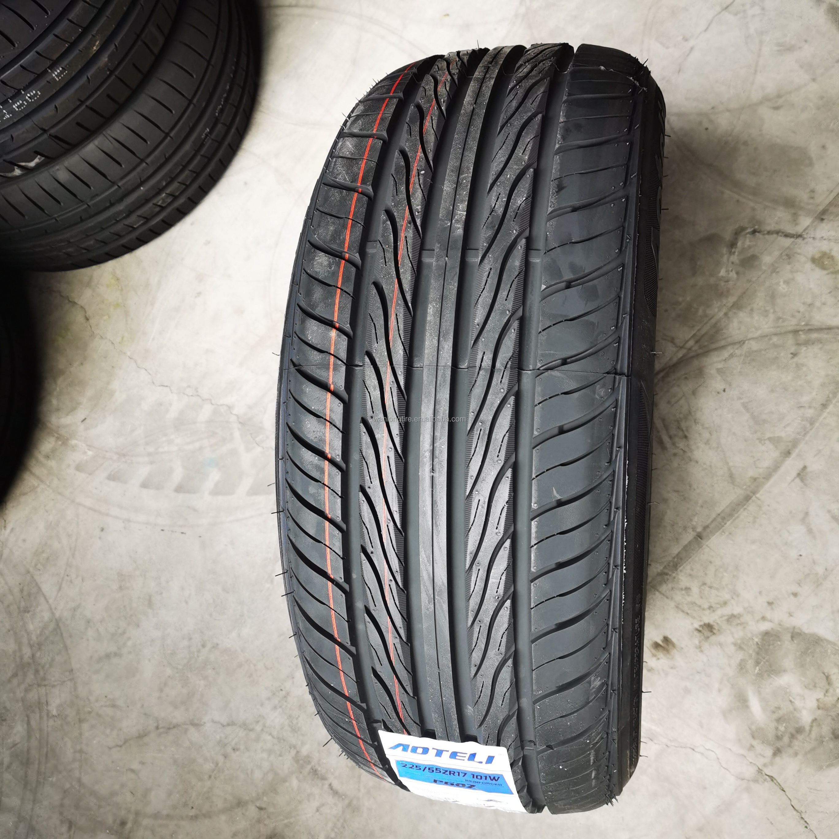 Triangle factory  passenger car tyre 205\/55R16