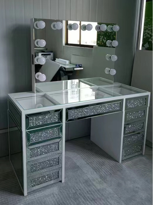 2024 Top Seller Contemporary Crushed Diamond Mirrored Vanity Table with 7 drawers Mirrored Dressing Table Dresser