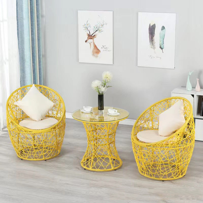 Garden Furniture Outdoor Rattan Dining Table Set Plastic Rattan Chair Set And Table Nest Chair