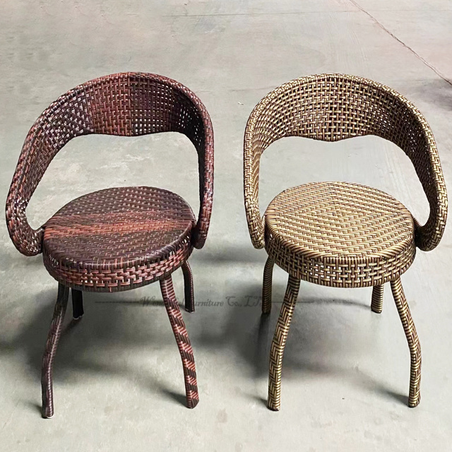 Wholesale Restaurant Outdoor Rattan Chair And Table Set Wicker Modern Small Space Outdoor Chair And Table