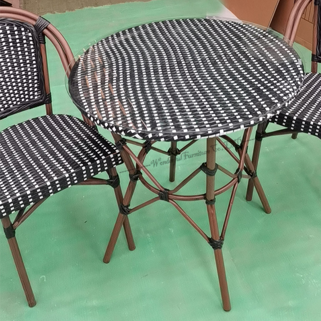 High Quality Outdoor Garden Furniture Plastic Rattan Dining Table And Chair Restaurant Patio Set