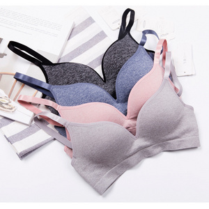 Japanese foreign trade without underwire lace bra thin underwear large size bra gather bra adjustment type thin cup autumn