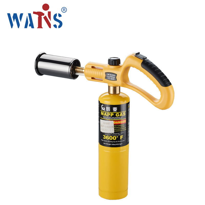 Propane lighter jet high temperature torch can be used to heat rusty copper metal objects melt the musket mapp torch