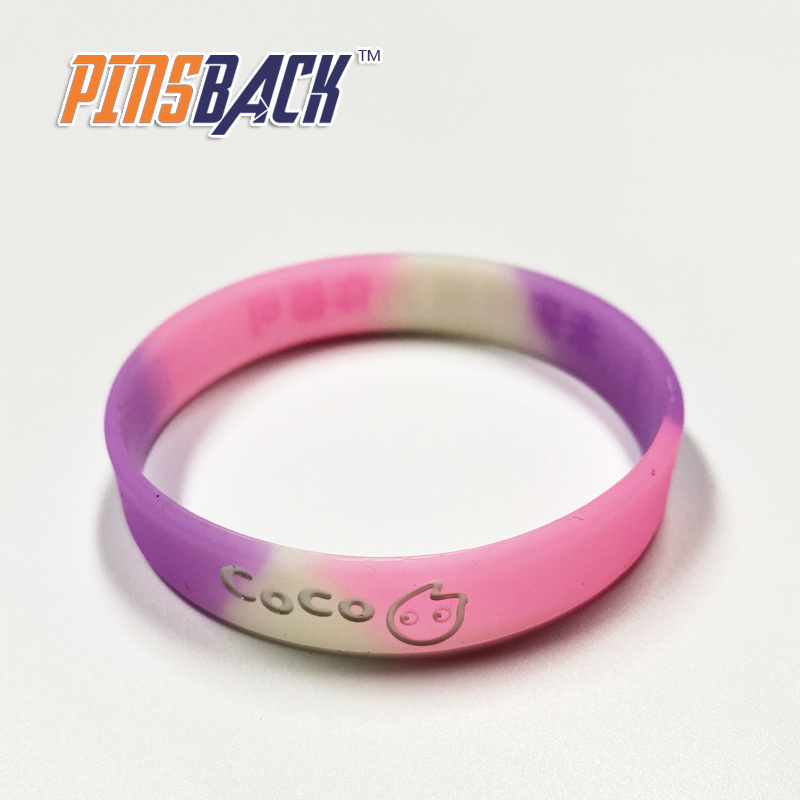 Top Quality wristband factory  Custom Logo Rubber 3d Pvc wristband Wholesale regular size personalized wristband with letters