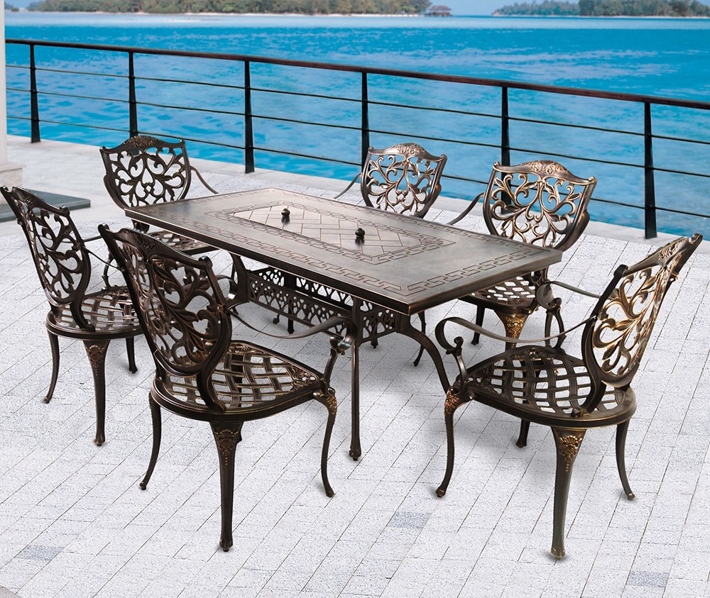 2021 New design Garden Garden balcony villa Hotel hotel sales outdoor metal cast aluminum barbecue hot pot tables and chairs