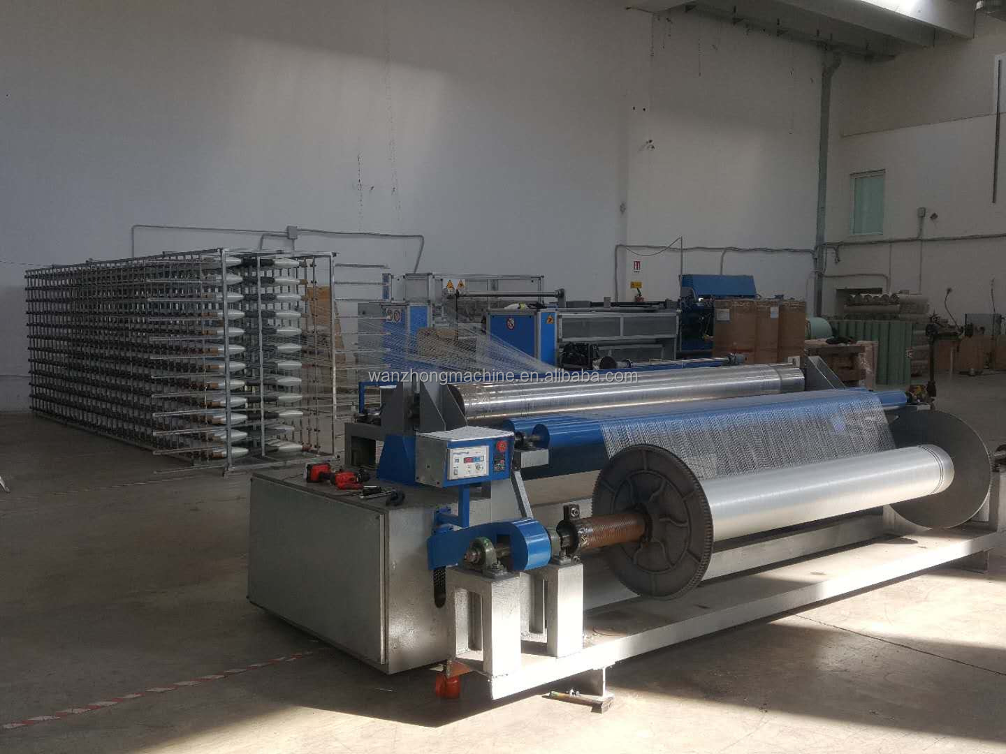 factory directly manufacturing and automatic and operating easily fiberglass mesh production machine