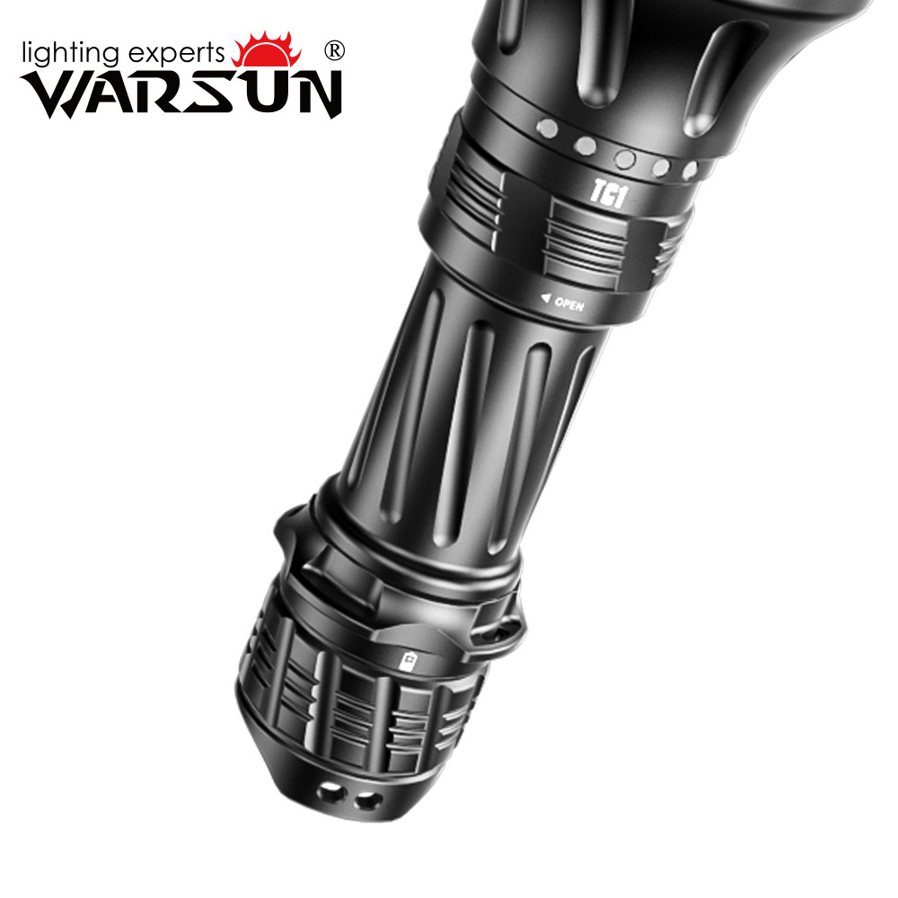 Warsun TC1 High Series 2000Lm Long Range light Torch IPX6 Led Laser Aluminum tactical outdoor zoom IP66 Rechargeable Flashlight