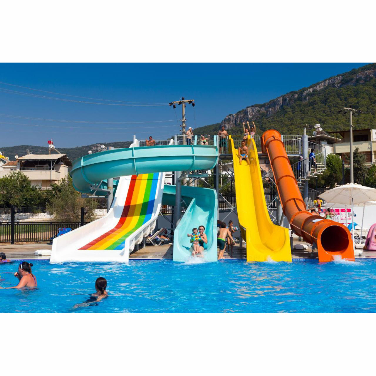 Top Quality Large Water Parks And Slide Pool Nip Slip On A Water Slide