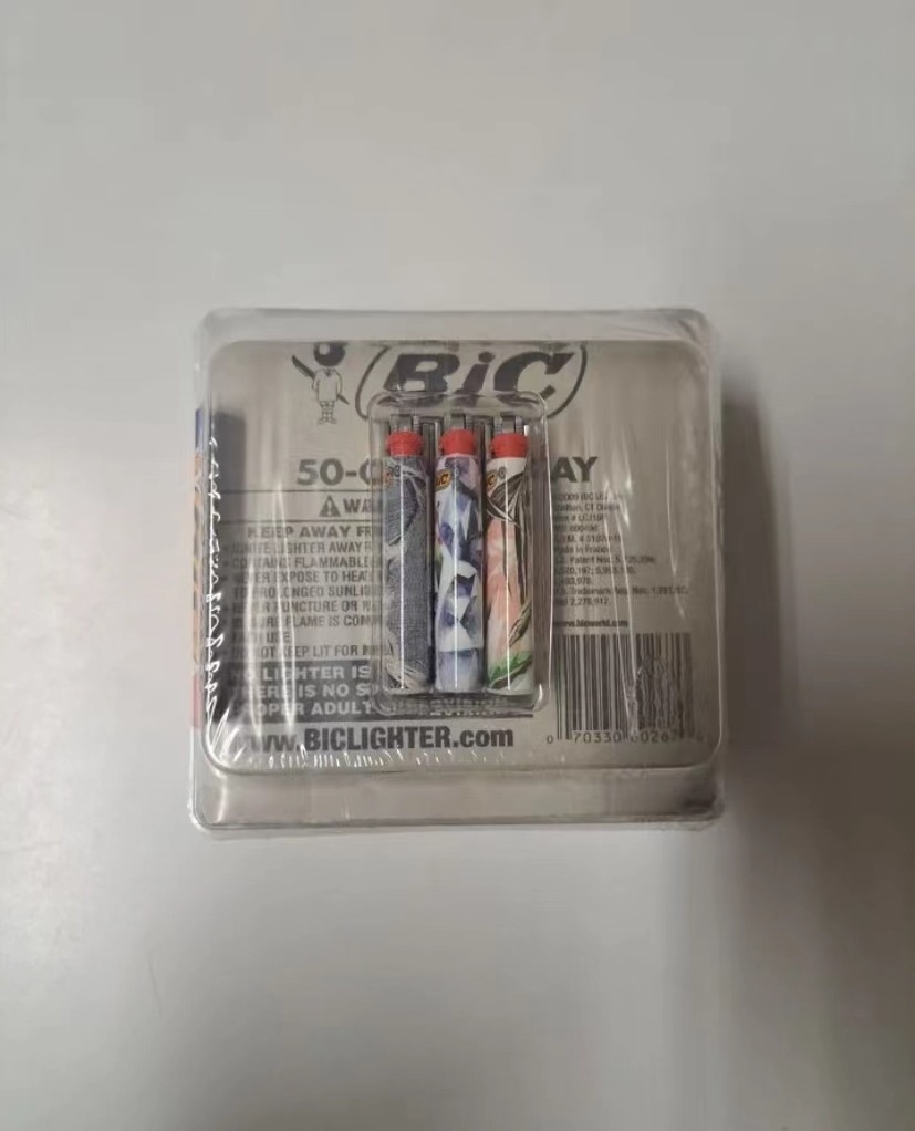 French original bic Maxi j26 lighter 53 pack one tray plastic lighter