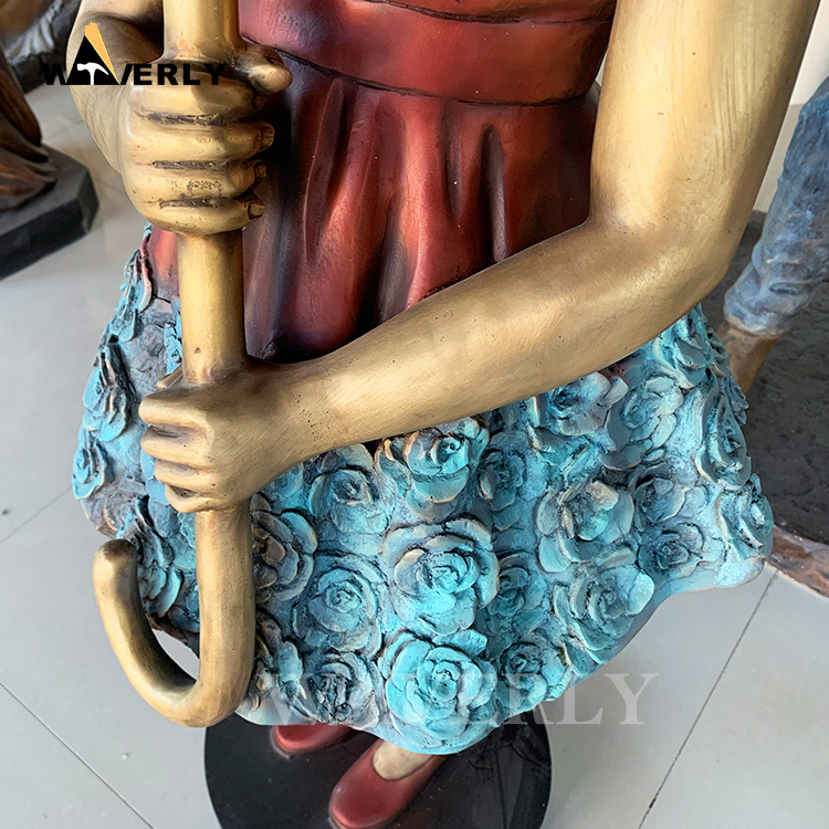 Wholesale Custom Modern Metal Art Casting Brass Life Size Bronze Kids Sculpture Girls With Umbrella Statue Water Fountain