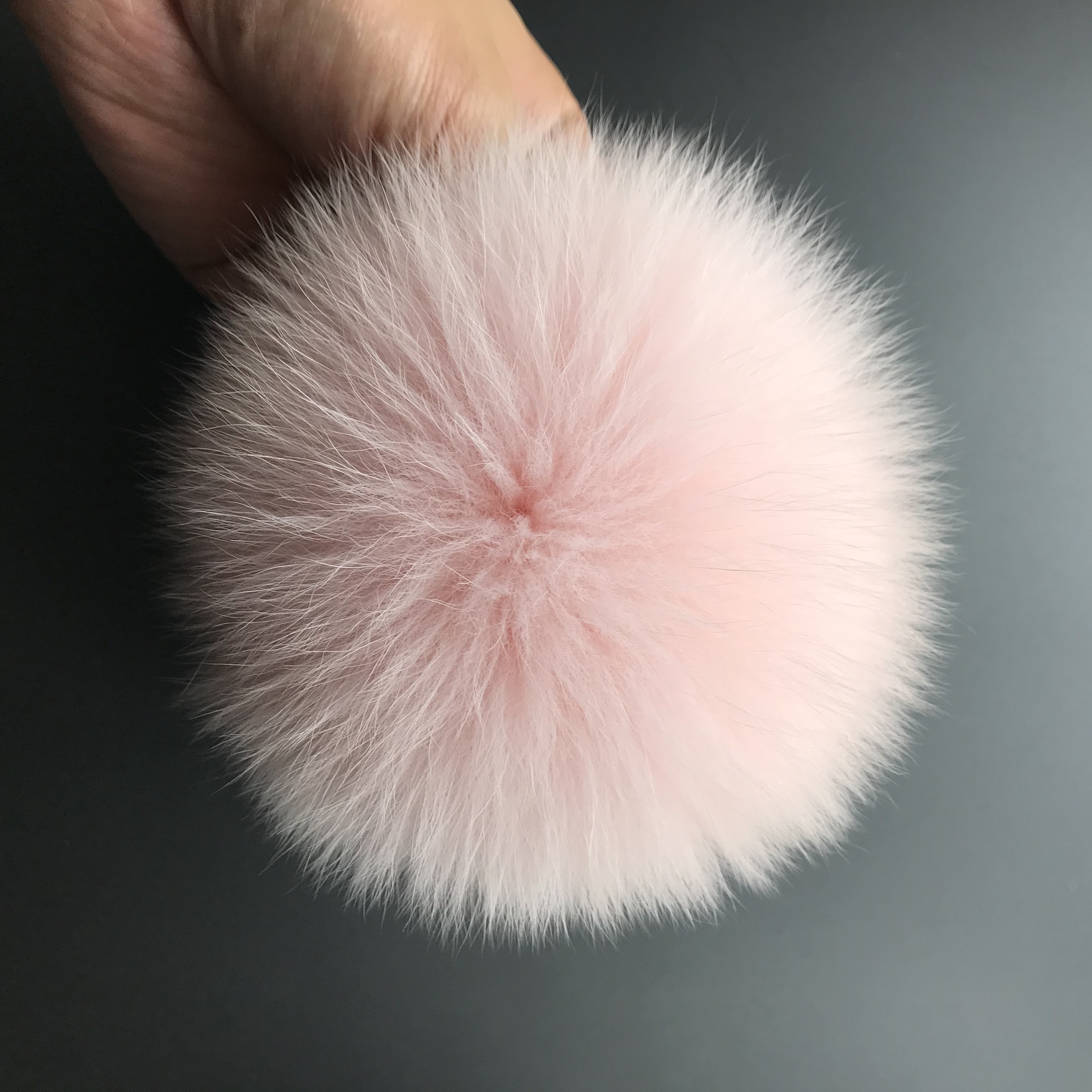 DIY faux Fox fur pompoms for hats with rope 15cm fuzzy fur ball for keychain cloth scarf shoes beanie Custom plush Pom Poms ball