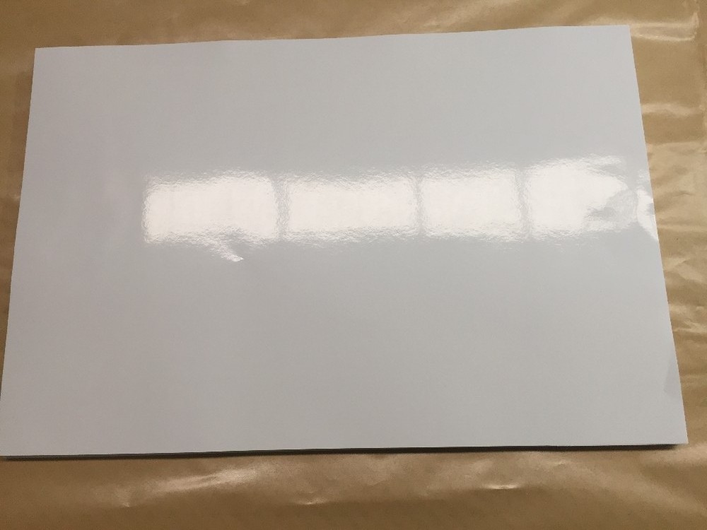 Self adhesive gloss sticker paper