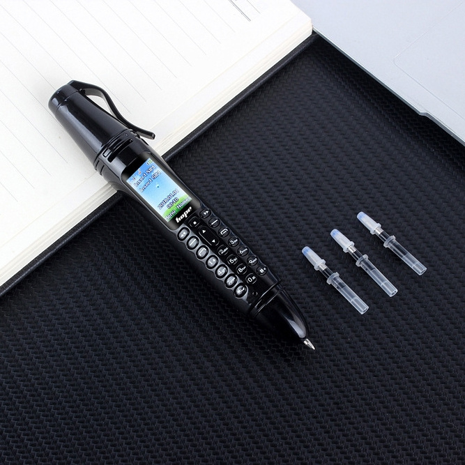 AK007 Mobile Phone Multifunctional Remote Noise Reduction Back-clip Recording Pen with 0.96 inch Phone